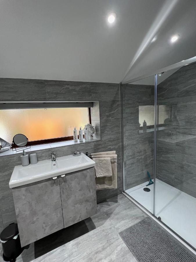 Penburren At Minster Farm West Apartment Hereford Exterior photo