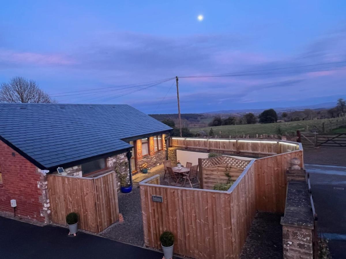 Penburren At Minster Farm West Apartment Hereford Exterior photo
