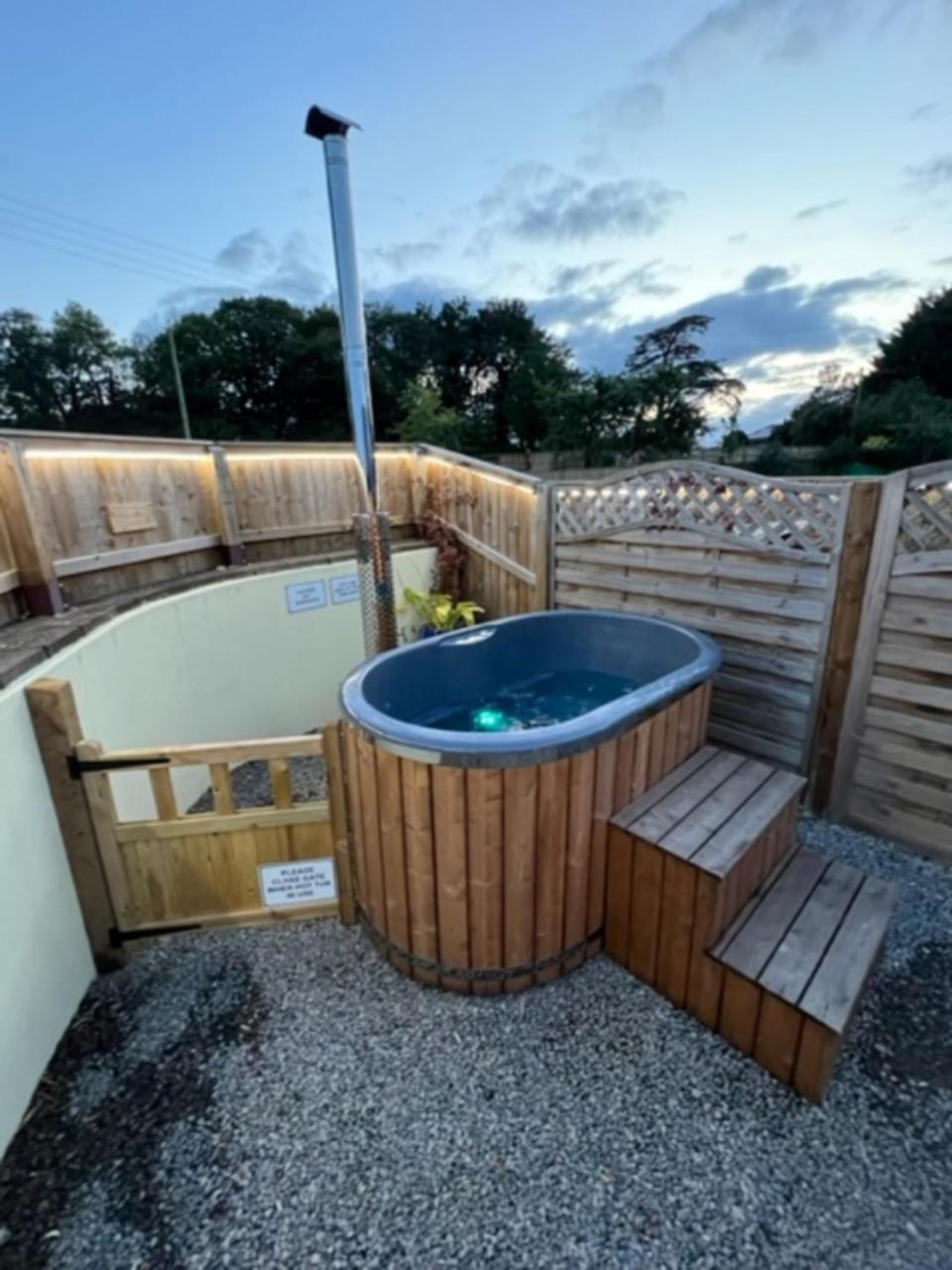 Penburren At Minster Farm West Apartment Hereford Exterior photo